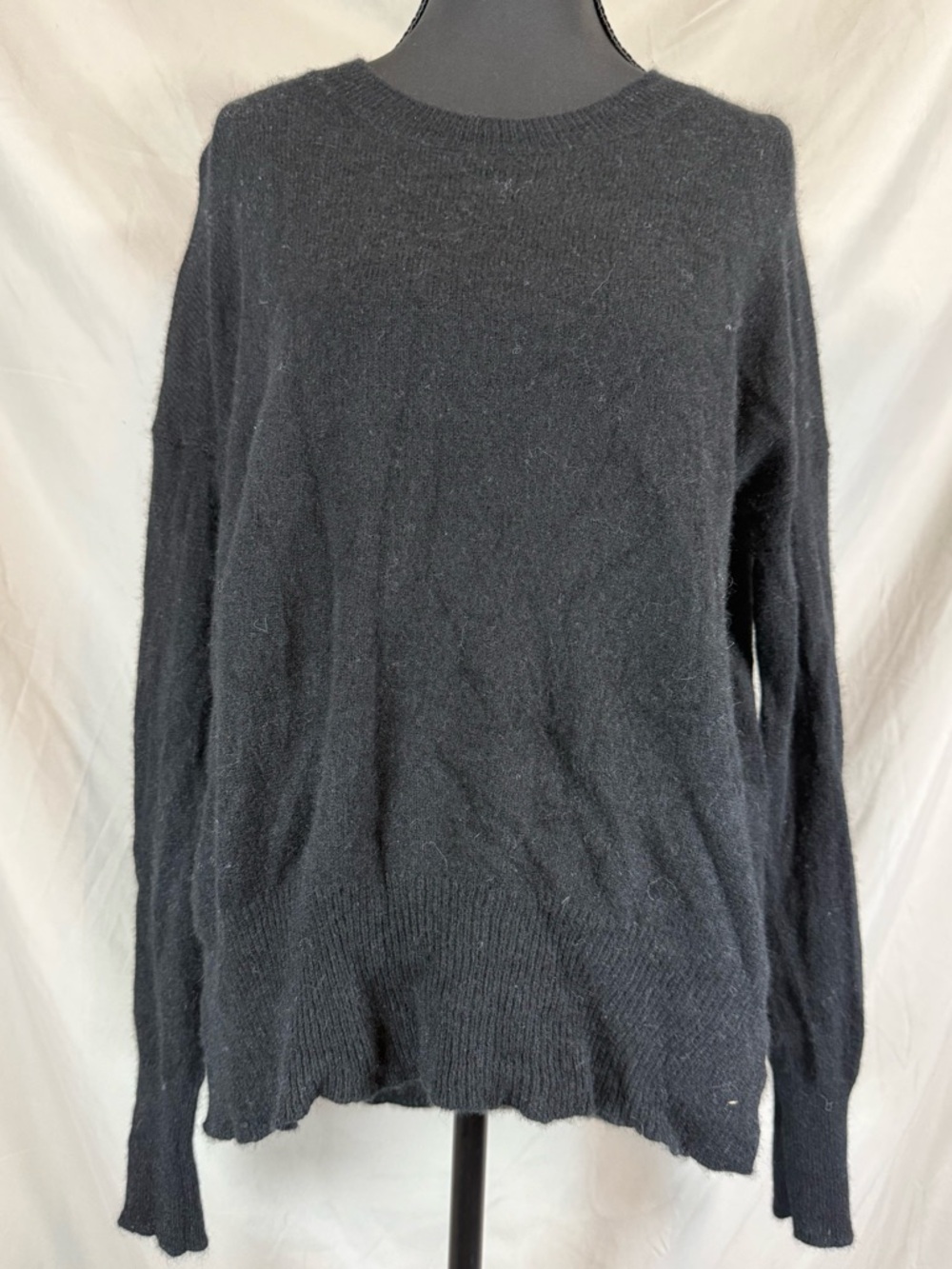 Tahari Cashmere Sweater - Black - Medium - 100% Cashmere